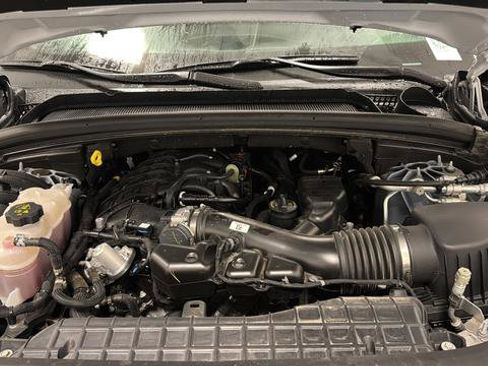 Used 2025 Jeep Grand Cherokee Limited w/ Black Appearance Package image 28