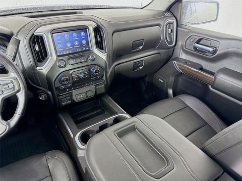 Used 2021 Chevrolet Silverado 1500 LT Trail Boss w/ Convenience Package II AWD/4WD image 24