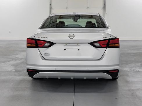 Used 2023 Nissan Altima 2.5 SV FWD image 8