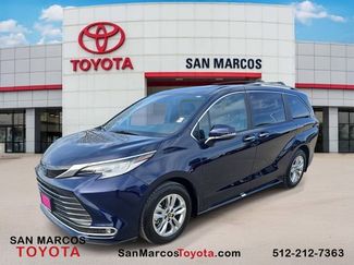 Used 2025 Toyota Sienna Limited video 1