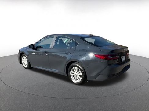 Used 2025 Toyota Camry LE image 9