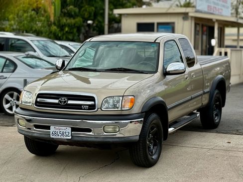 Used 2002 Toyota Tundra SR5 image 1