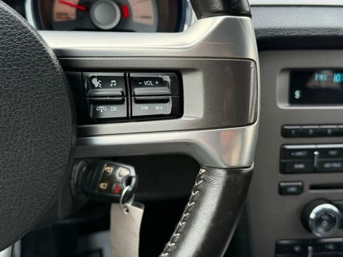 Used 2012 Ford Mustang Premium image 23