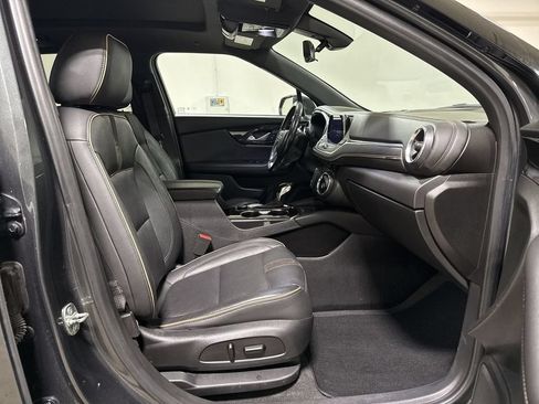 Used 2019 Chevrolet Blazer Premier w/ Sun and Wheels Package AWD/4WD image 23