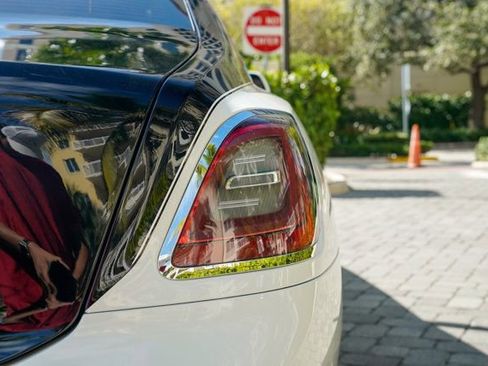Used 2022 Rolls-Royce Ghost image 48