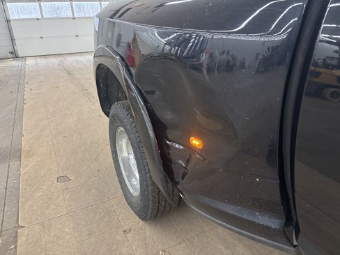 Used 2019 RAM 3500 Limited image 5