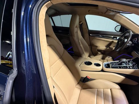 Used 2018 Porsche Panamera Turbo AWD/4WD image 48