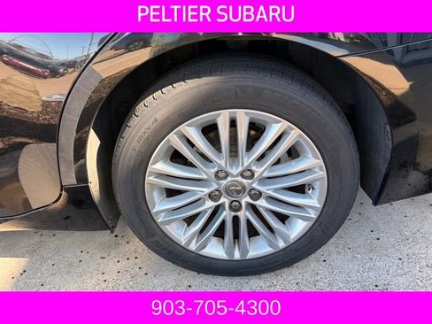 Used 2014 Lexus ES 350 w/ Luxury Package image 4