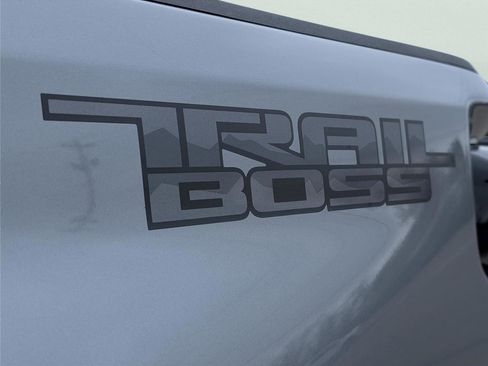 Used 2025 Chevrolet Silverado 2500 LT w/ Trail Boss Package image 35