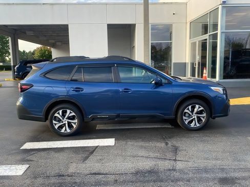 Used 2022 Subaru Outback Limited AWD/4WD image 11