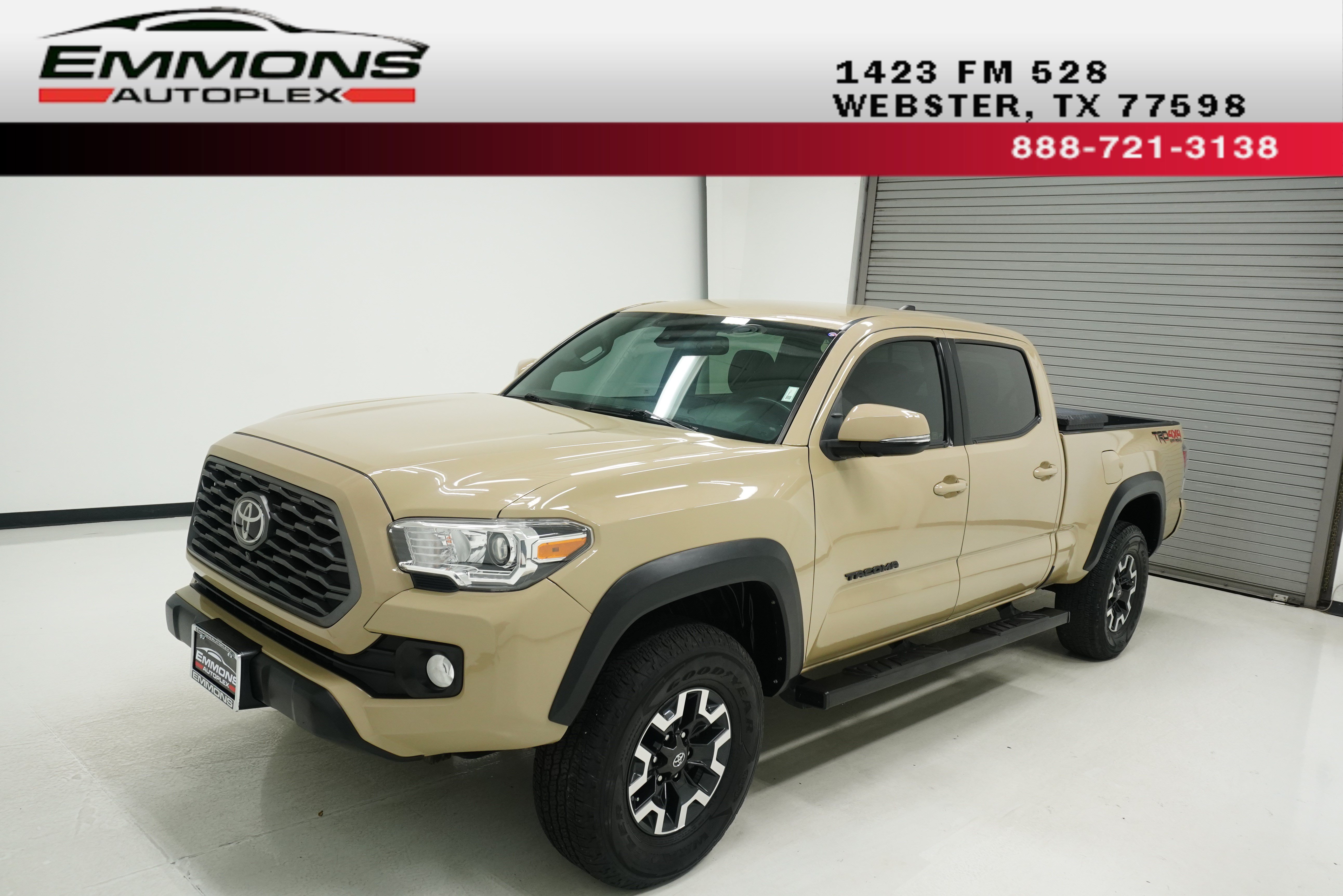 Used 2020 Toyota Tacoma TRD Off-Road w/ Advanced Technology Package AWD/4WD image 1