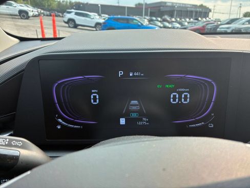 Used 2026 Kia Niro LX FWD image 35