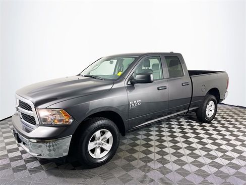 Used 2024 RAM 1500 Classic SLT image 4