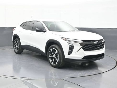 New 2026 Chevrolet Trax RS w/ Driver Confidence Package FWD image 15