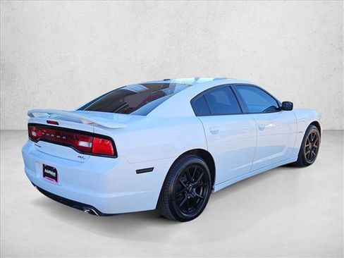 Used 2014 Dodge Charger R/T image 5