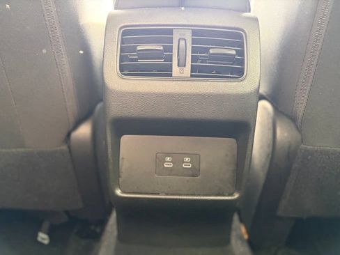 Used 2025 Nissan Rogue SV AWD/4WD image 14
