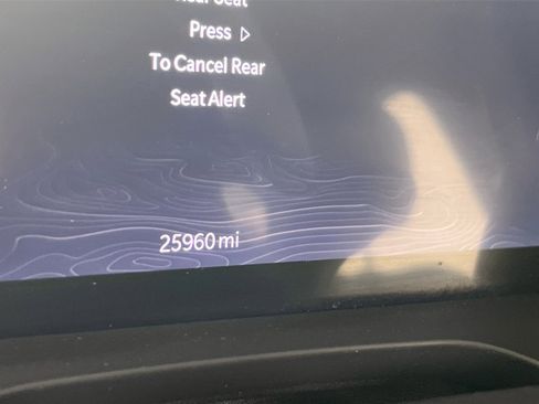 Used 2023 Jeep Grand Cherokee Limited w/ Luxury Tech Group II image 12