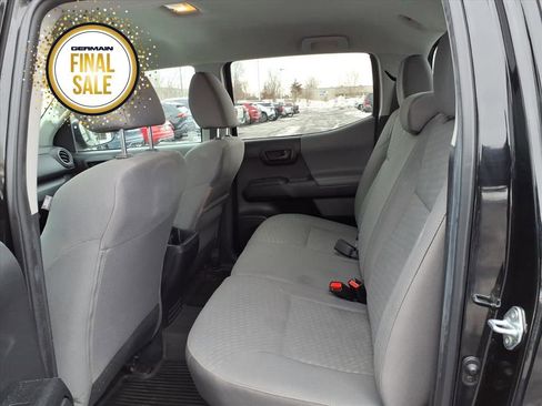 Used 2023 Toyota Tacoma SR image 9