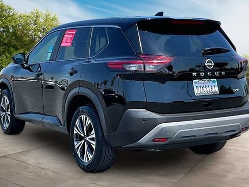 Certified 2023 Nissan Rogue SV FWD image 4