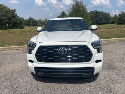 Used 2023 Toyota Sequoia Platinum image 2