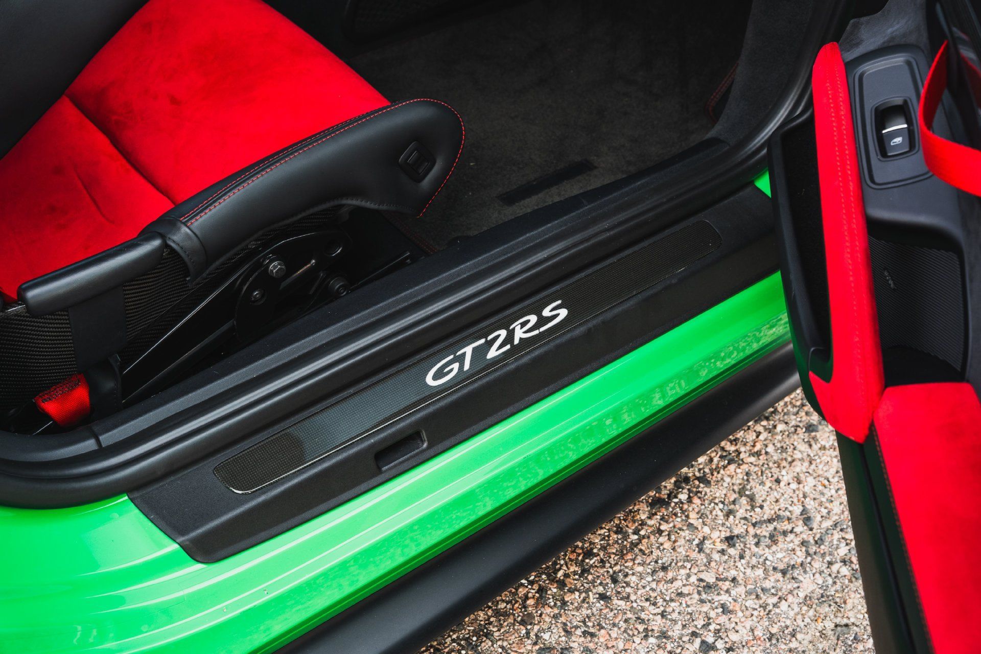 Used 2018 Porsche 911 GT2 RS RWD image 60