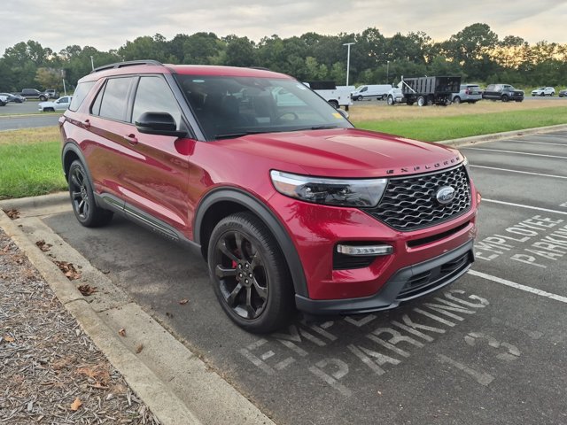 Certified 2023 Ford Explorer ST w/ Equipment Group 401A AWD/4WD image 1