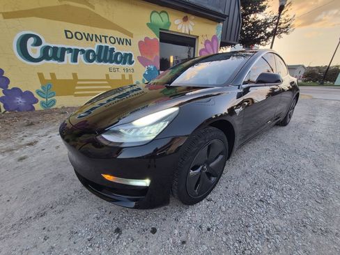 Used 2019 Tesla Model 3 RWD image 4