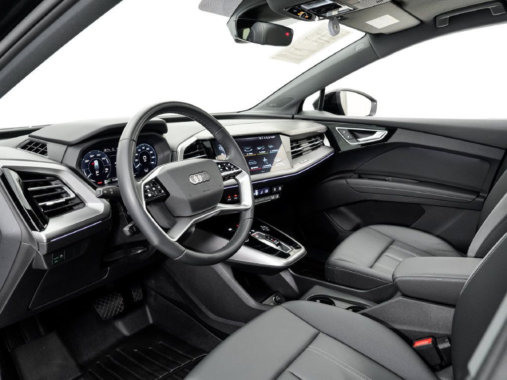 Used 2023 Audi Q4 e-tron Premium Plus w/ Premium Plus AWD/4WD image 4