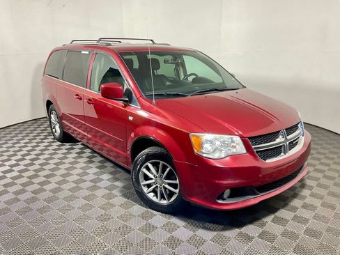 Used 2014 Dodge Grand Caravan SXT FWD image 5