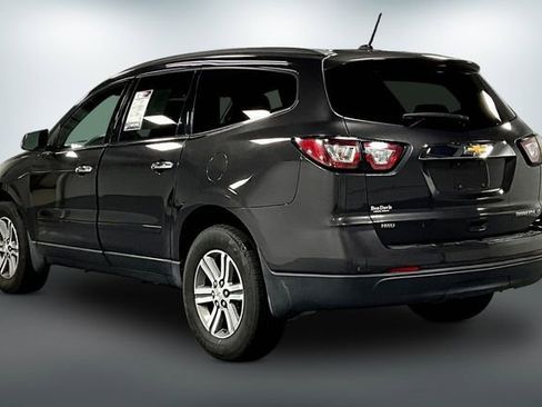 Used 2015 Chevrolet Traverse LT image 6