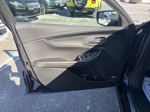 Used 2019 Chevrolet Impala Premier image 10