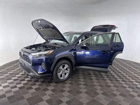 Used 2023 Toyota RAV4 XLE image 13