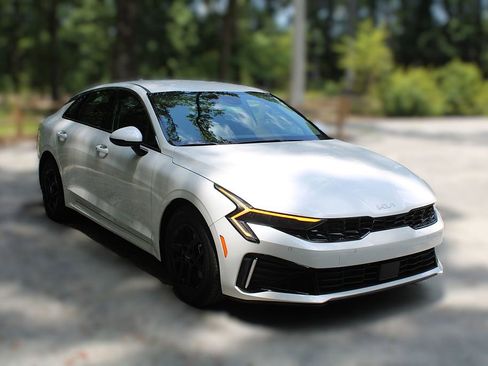 New 2026 Kia K5 LXS image 15
