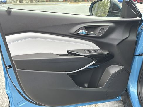 New 2026 Chevrolet Trax LT w/ Midnight Edition image 10