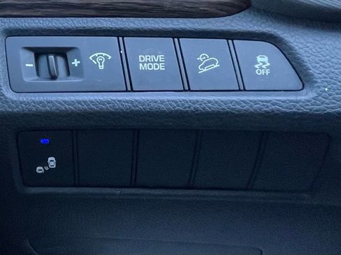 Used 2017 Hyundai Santa Fe Sport FWD image 27