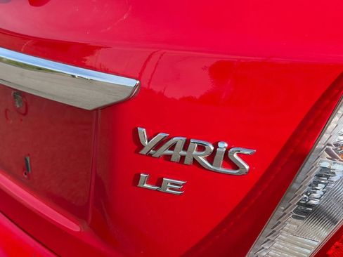 Used 2012 Toyota Yaris LE image 26