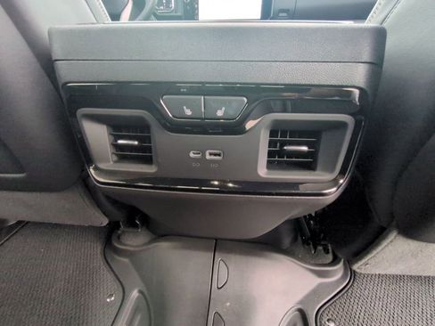 Used 2025 GMC Sierra 1500 AT4X AWD/4WD image 29