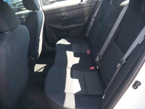 Used 2024 Nissan Sentra SV FWD image 13