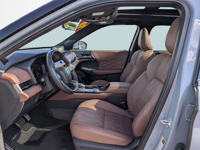 Used 2025 Mitsubishi Outlander SEL FWD image 18