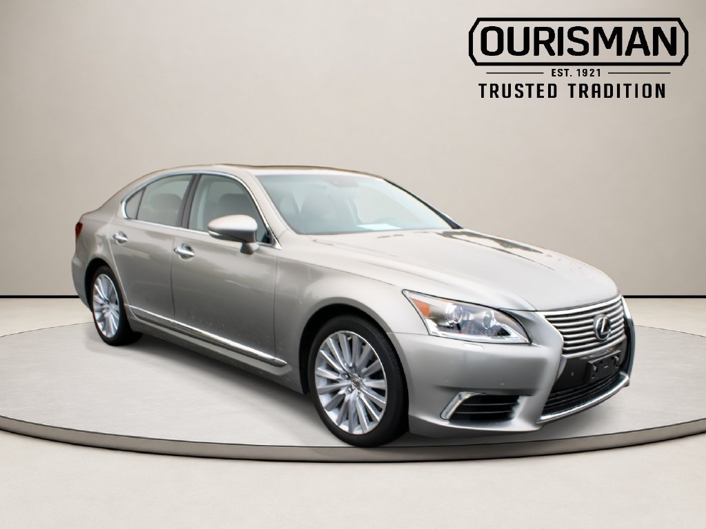 Used 2017 Lexus LS 460 AWD w/ Comfort Package image 2