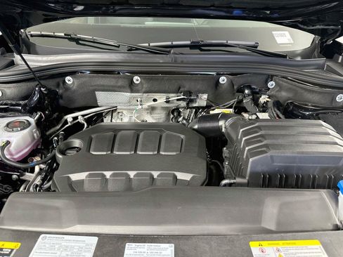 Certified 2026 Volkswagen Atlas SE FWD image 28