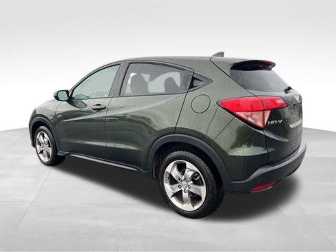 Used 2017 Honda HR-V EX image 6