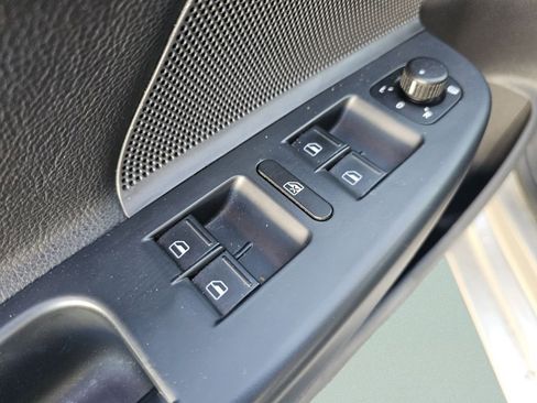 Used 2014 Volkswagen Jetta TDI image 29