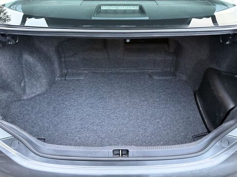 Used 2012 Toyota Camry XLE image 29