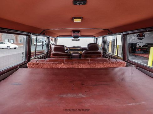 Used 1991 Jeep Grand Wagoneer AWD/4WD image 79