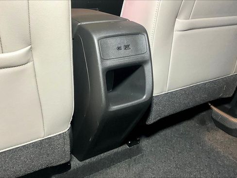 Used 2024 Buick Envista Avenir FWD image 11