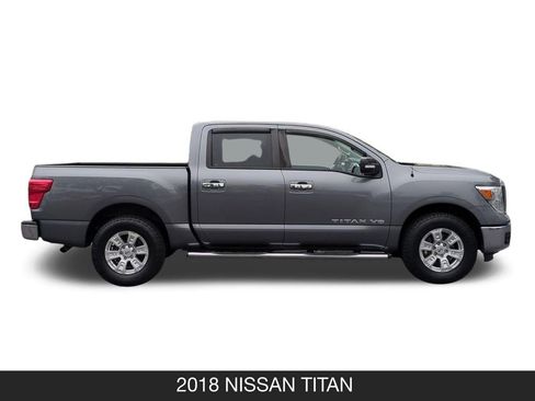 Used 2018 Nissan Titan SV AWD/4WD image 6