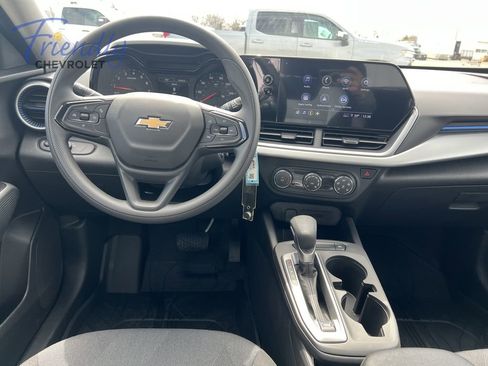 New 2026 Chevrolet Trax LS FWD image 5