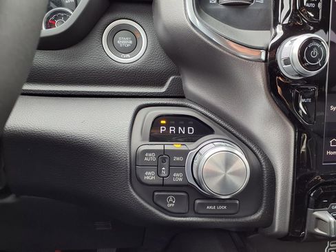 New 2026 RAM 1500 Laramie AWD/4WD image 8