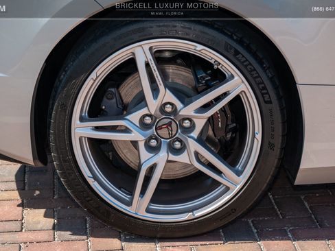 Used 2020 Chevrolet Corvette Stingray w/ Z51 Performance Package image 33